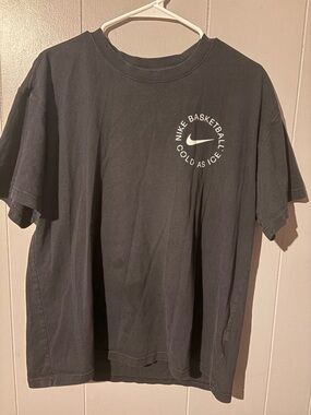 Nike Men’s Basketball Tee